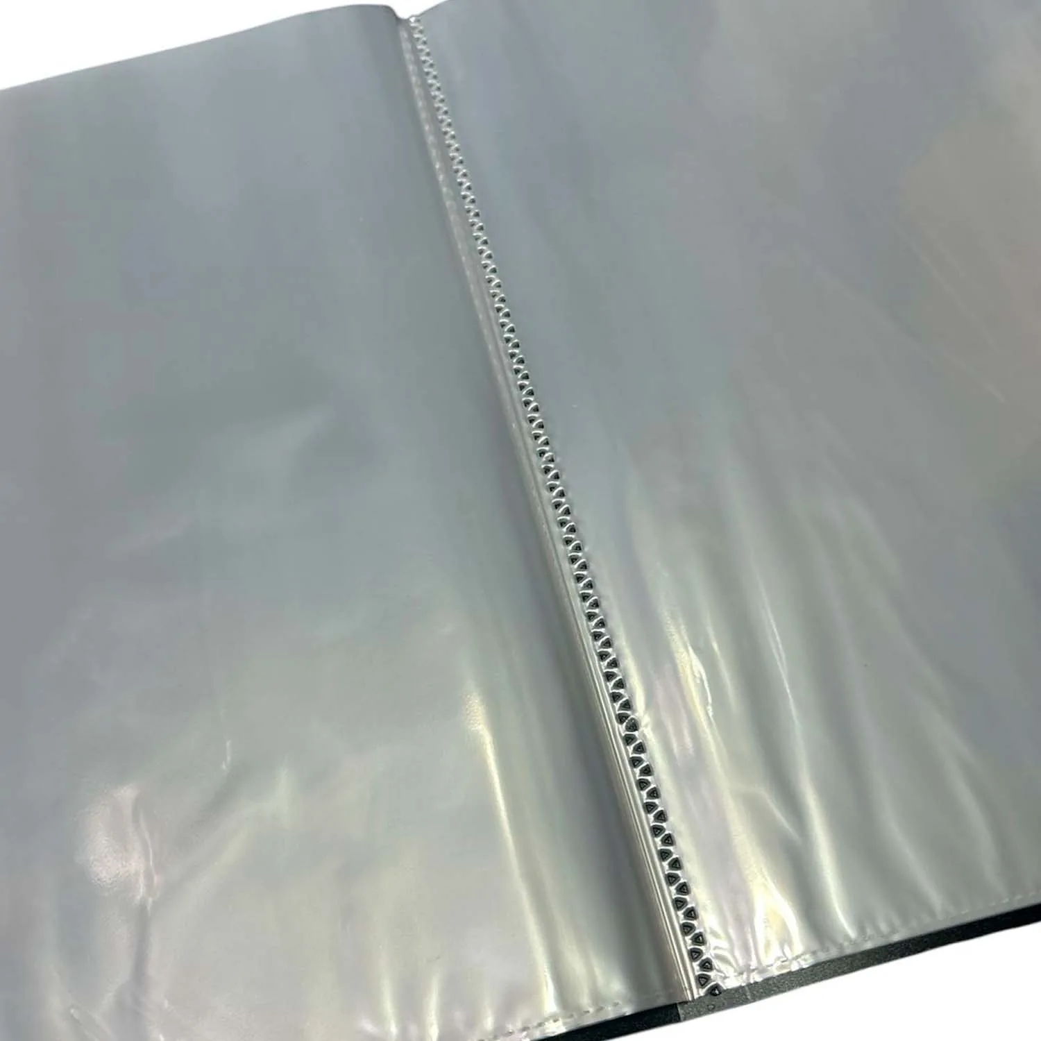 Carpeta Adix con 20 Fundas Color Negro (Oficio)