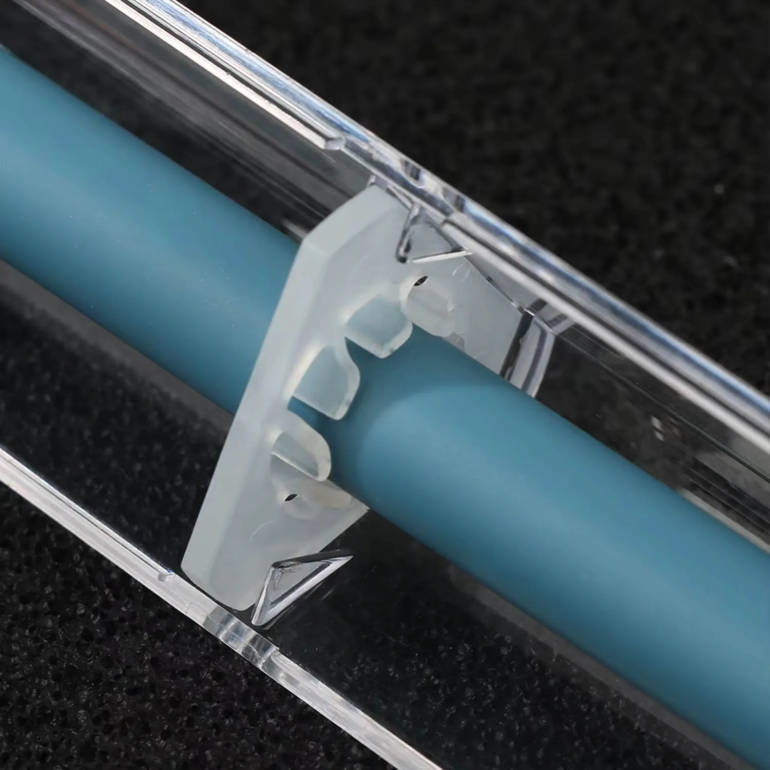 Estuche Acrilico Triangular Renart para Lápiz 15.5x3x3cm Transparente