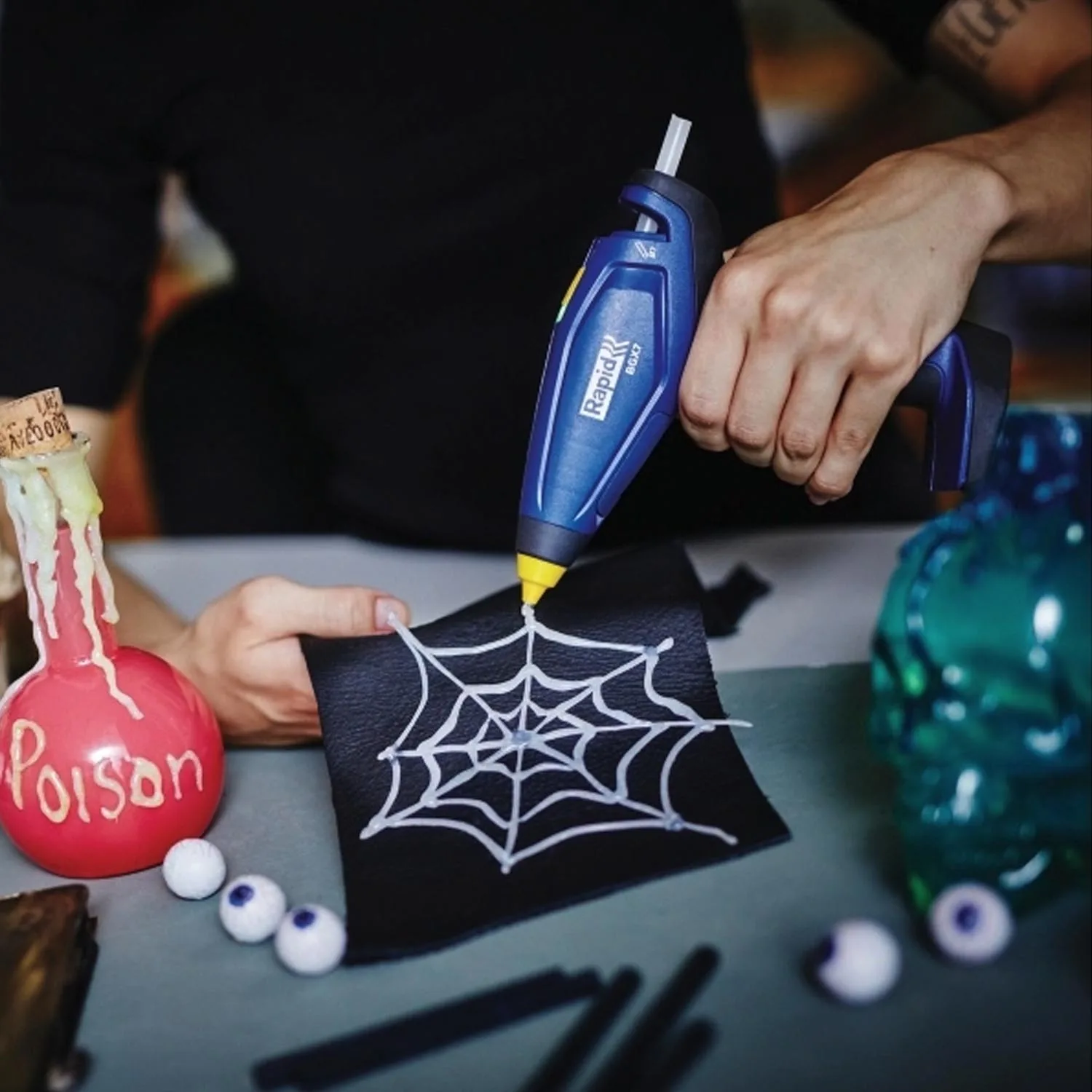 Pistola de Silicona Batería Rapid 7mm