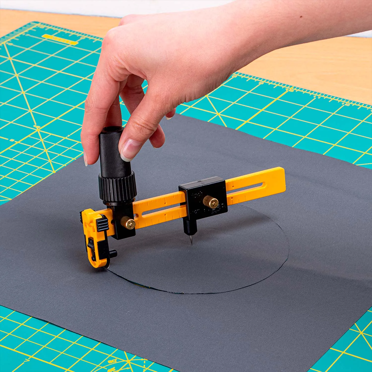 Compás de Corte para Telas Olfa