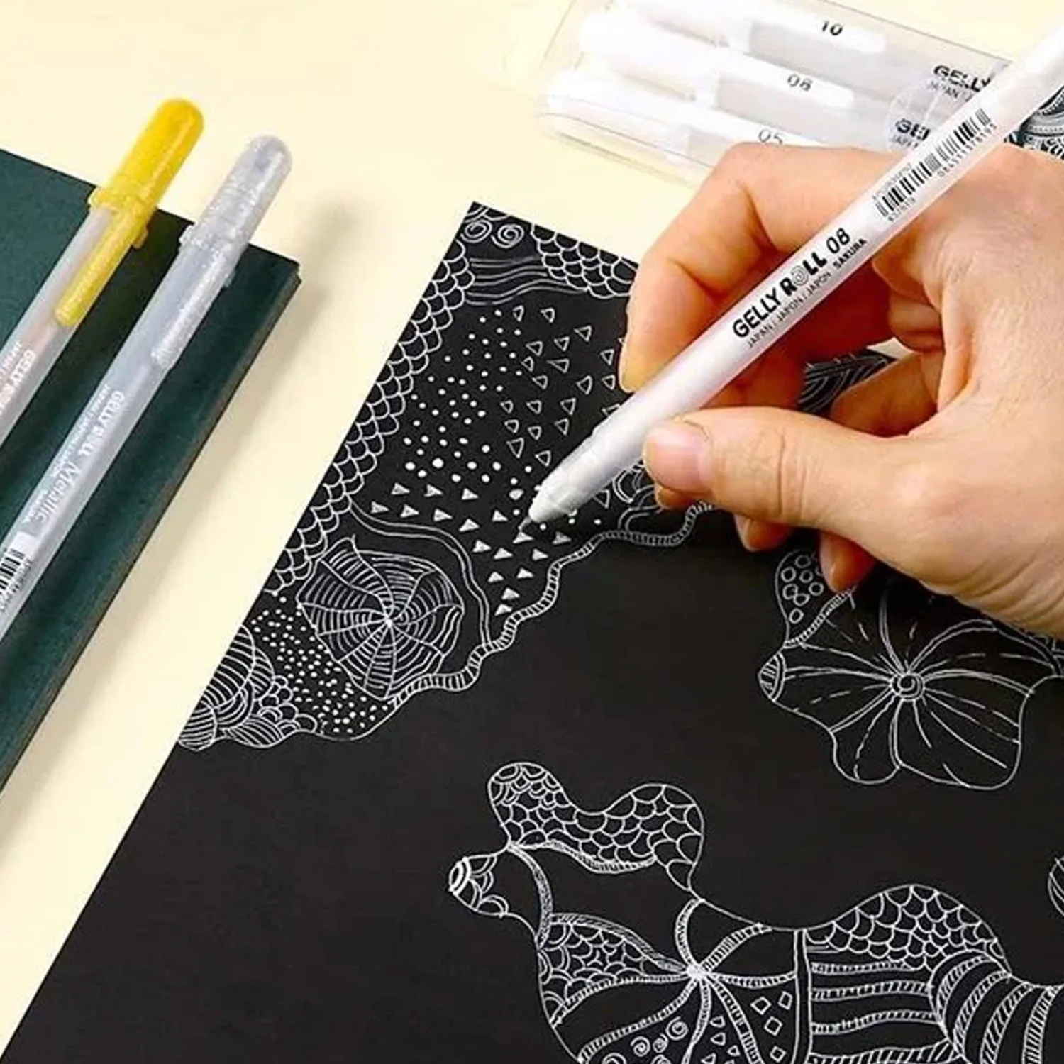 Lapiz Gel Gelly Roll Sakura 3 Colores (Oro, plata y blanco)