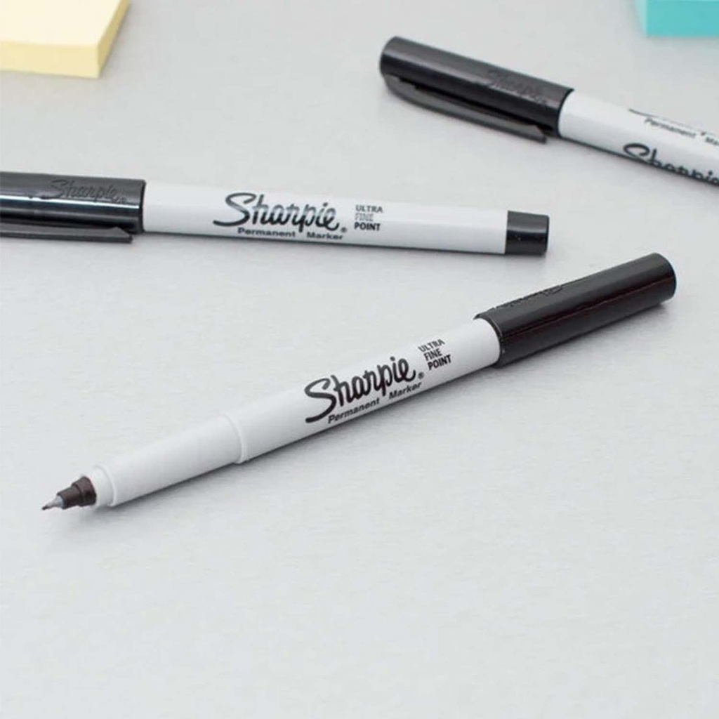 Marcador Permanente Punta Ultra Fina Negro Sharpie (1ud)