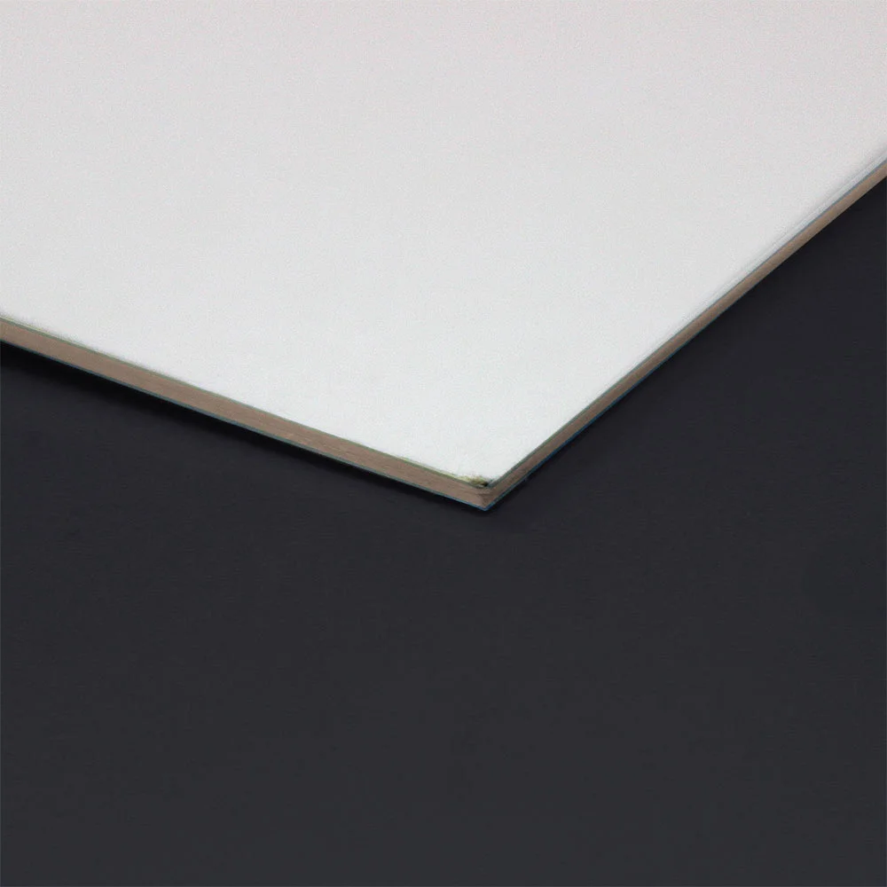 Cartón Doble Faz Blanco o Europa  Medio Pliego 55x77cm 1.3mm