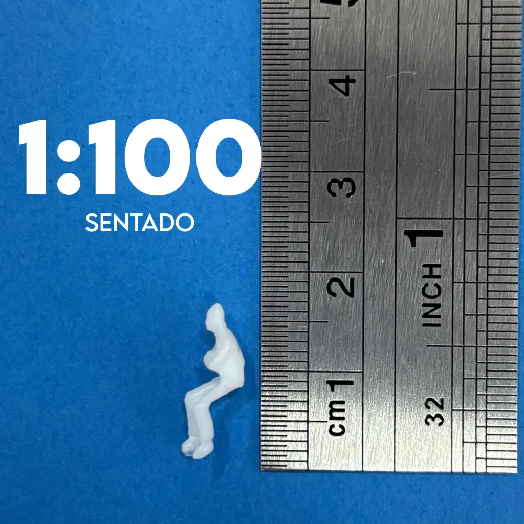 [FIES01100COSENTADAS] Figura a escala 1:100 solo sentadas Colores (1 ud)