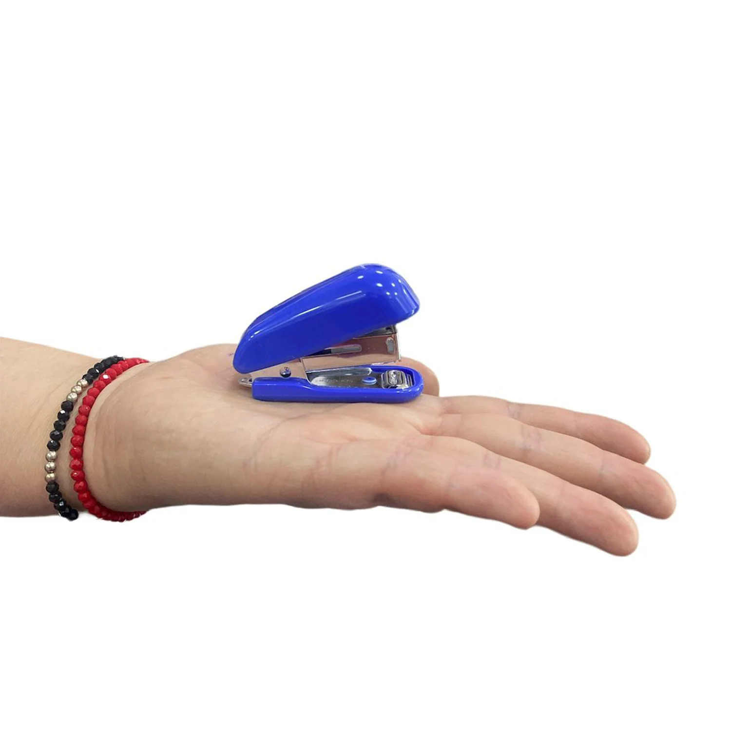 [#1118] Corchetera mini 26/6 tamaño 6cm colores surtidos